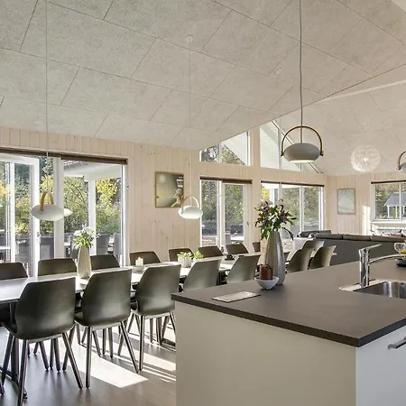 Seven-bedroom In Frederiksvark Dom wakacyjny *