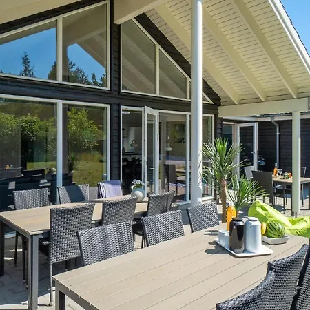 Seven-bedroom In Frederiksvark Dom wakacyjny Frederiksværk