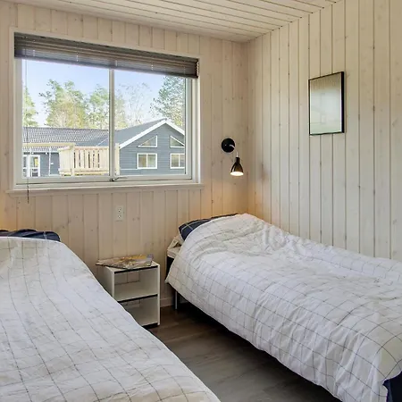 Seven-bedroom In Frederiksvark Dom wakacyjny *